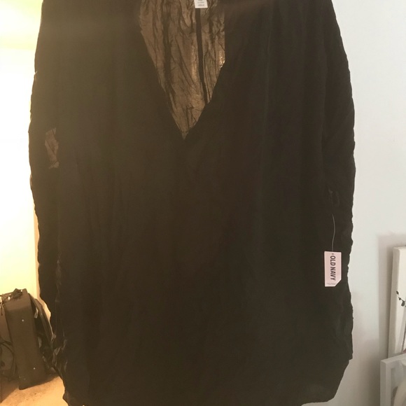 Women’s Old Navy Mandarin V-Neck Blouse - Picture 3 of 5